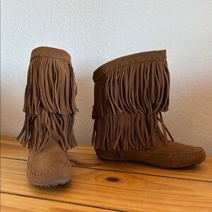 Minnetonka Fringe boots